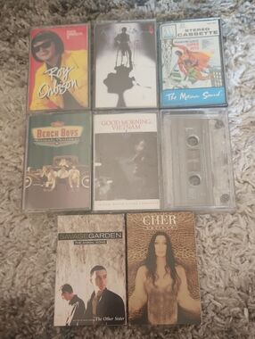 Vintage Cassette Tape Lot Roy Orbison Marvin Gaye Beach Boys Genesis Cher